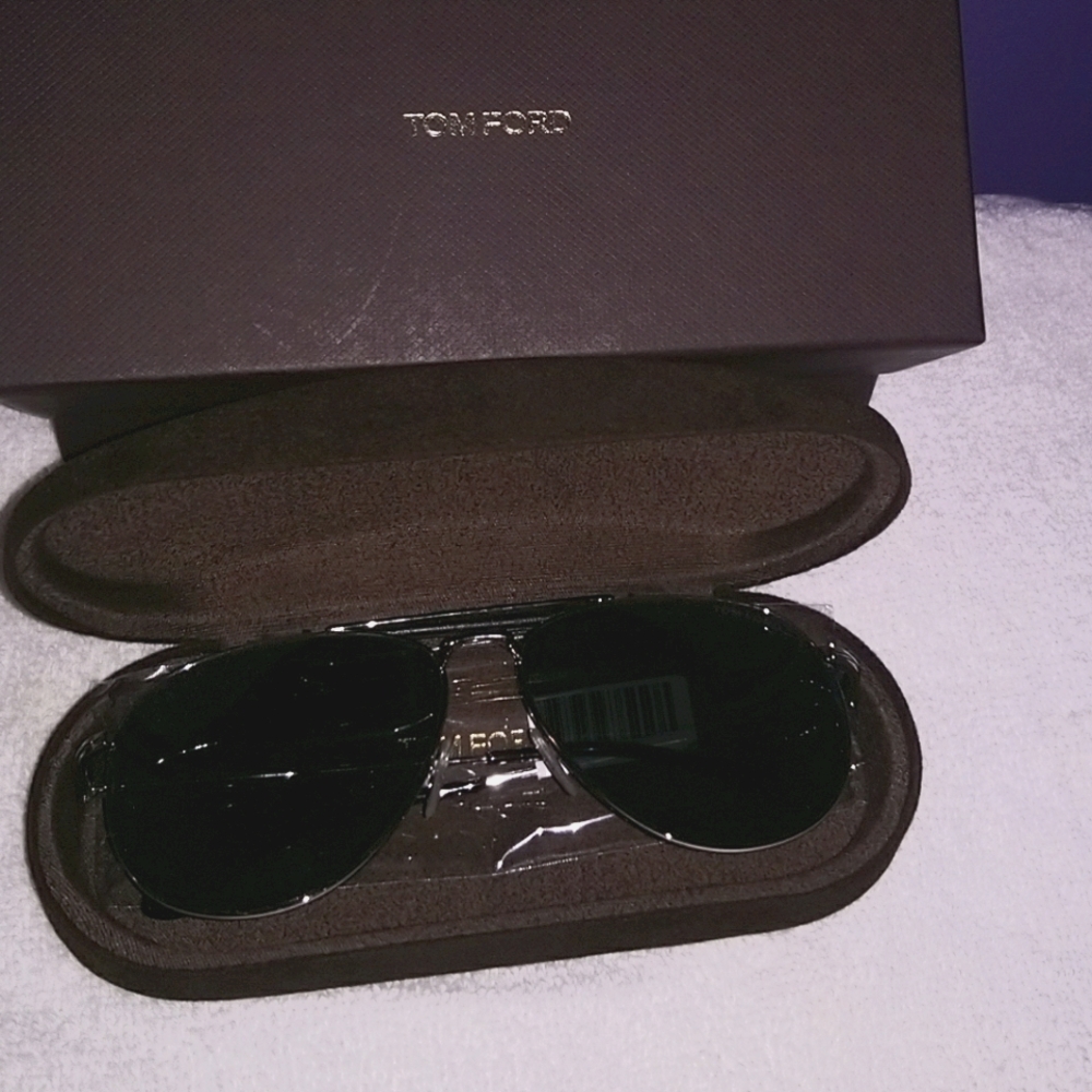 Tom Ford sunglasses 😎